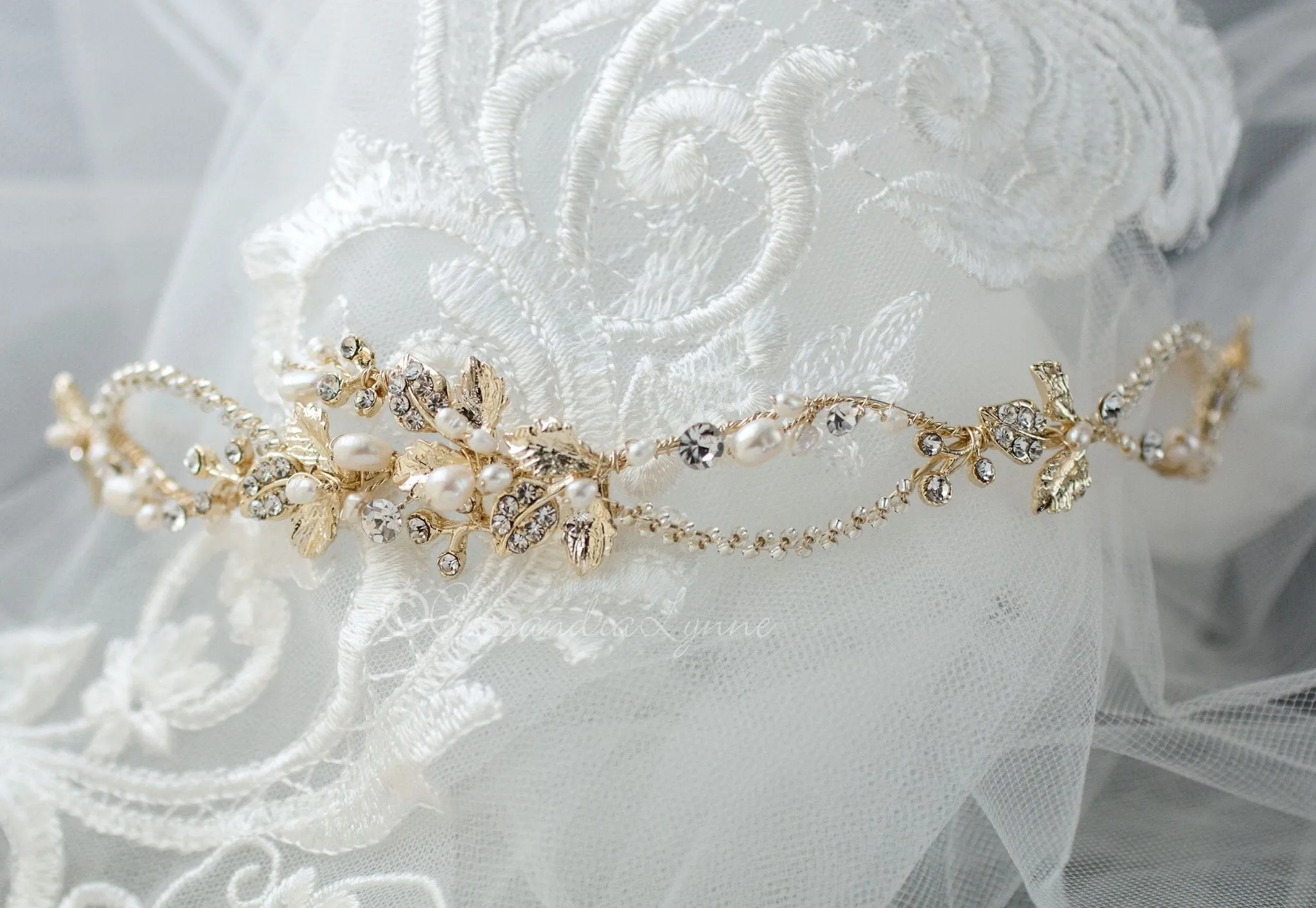 Delicate Beaded Pearl Headband