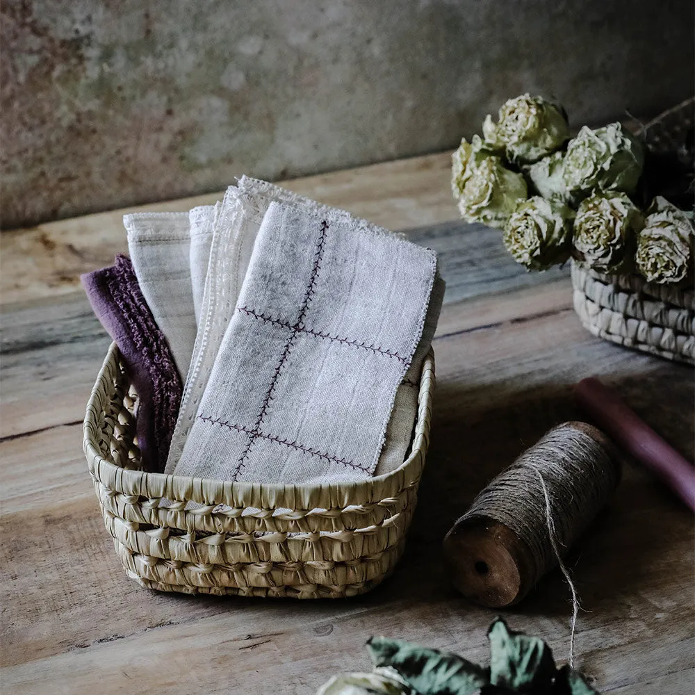 Delicate Branch Napkin Set - Plum Check