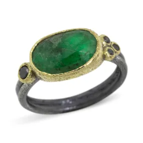 Delicate Double Band Emerald ring with black diamonds