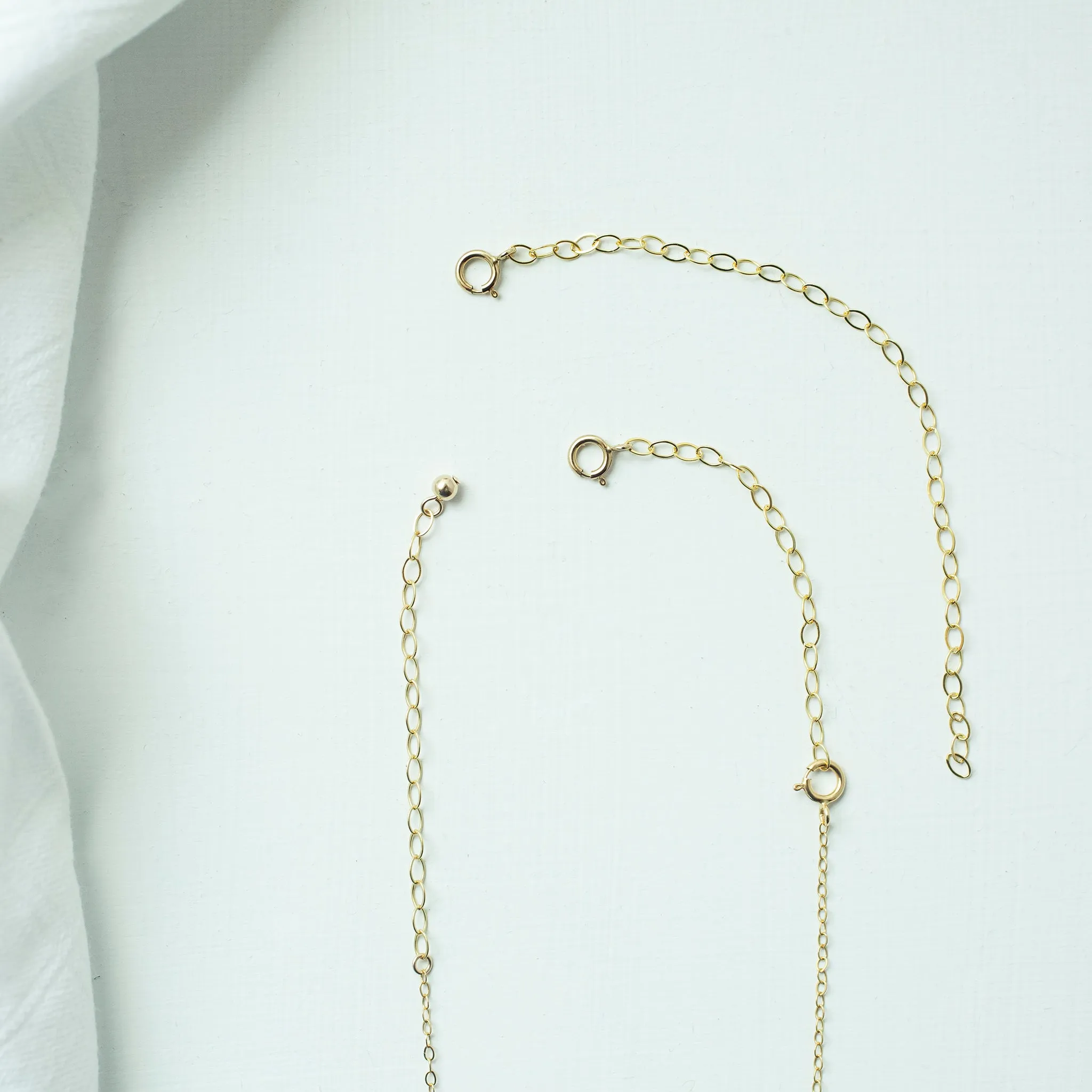 Delicate Extender Chain Set