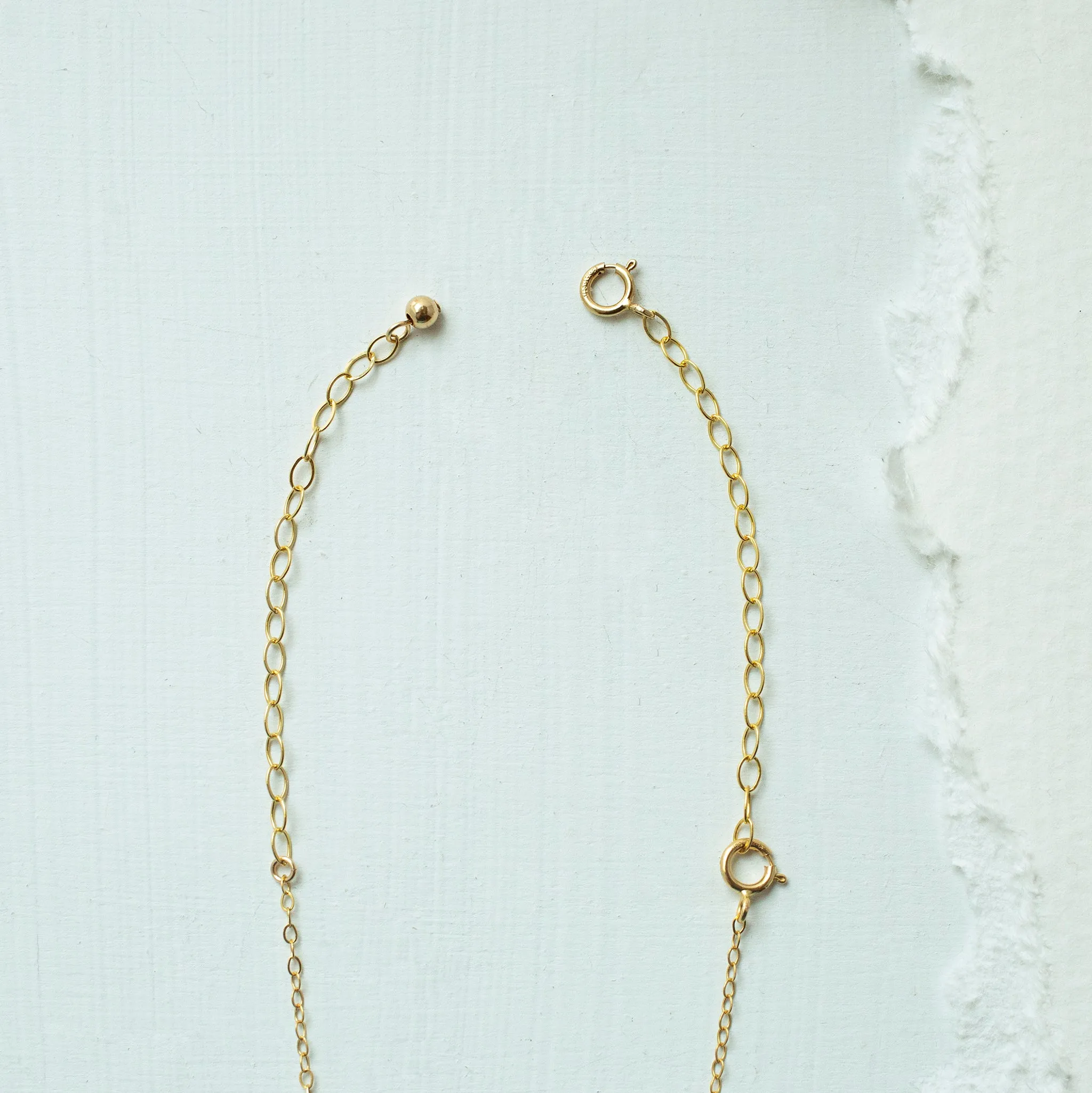 Delicate Extender Chain Set