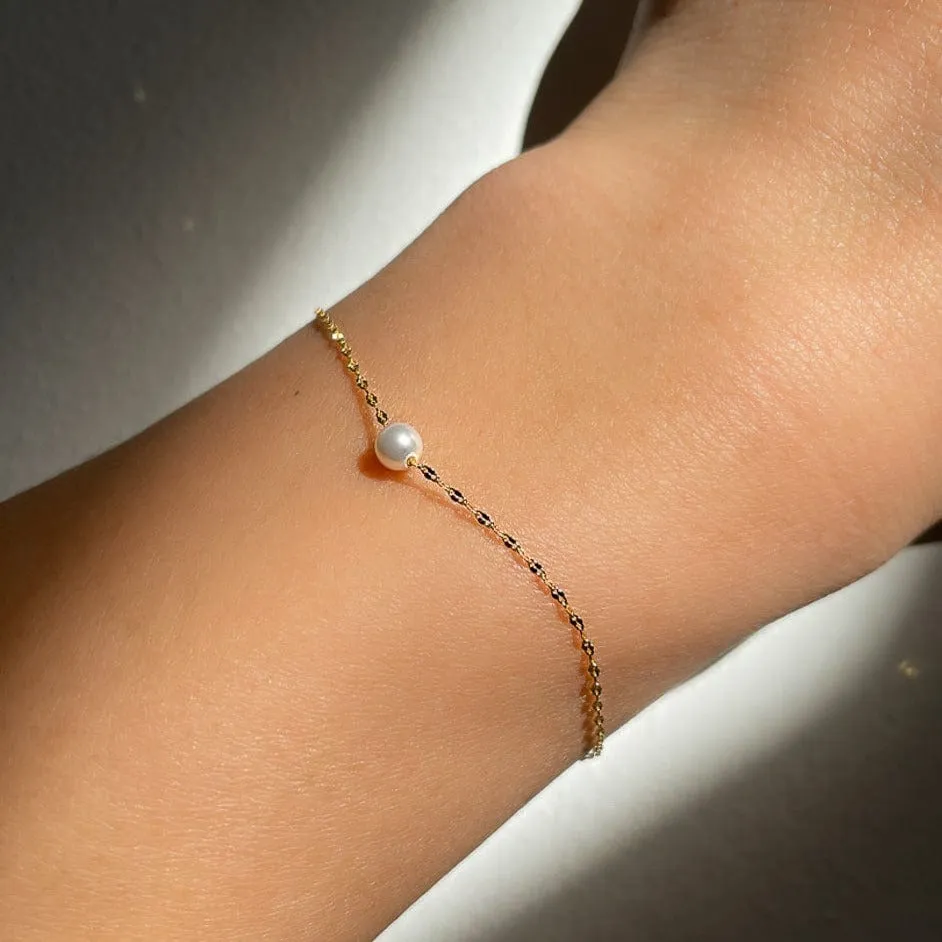 Freshwater Pearl Delicate Chain Bracelet