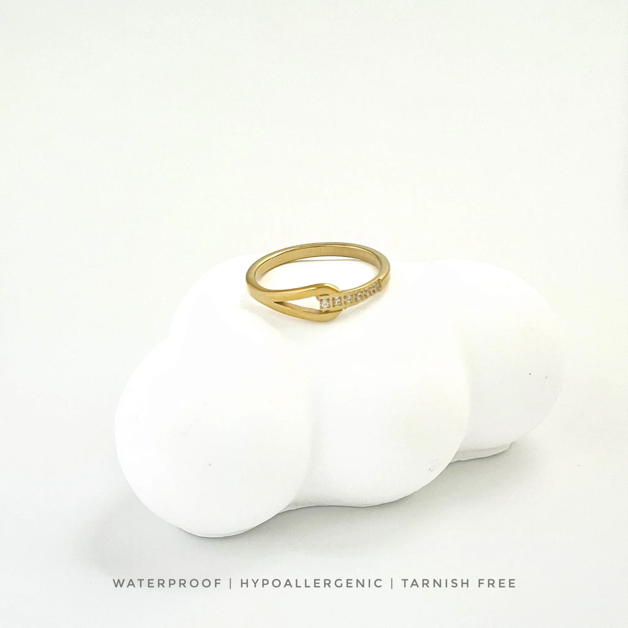 Modern Zirconia Knot Ring