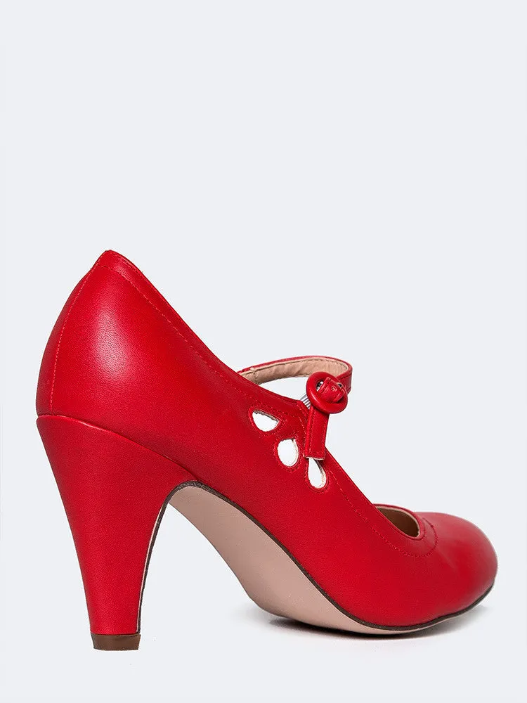 Retro Mary Jane Pumps