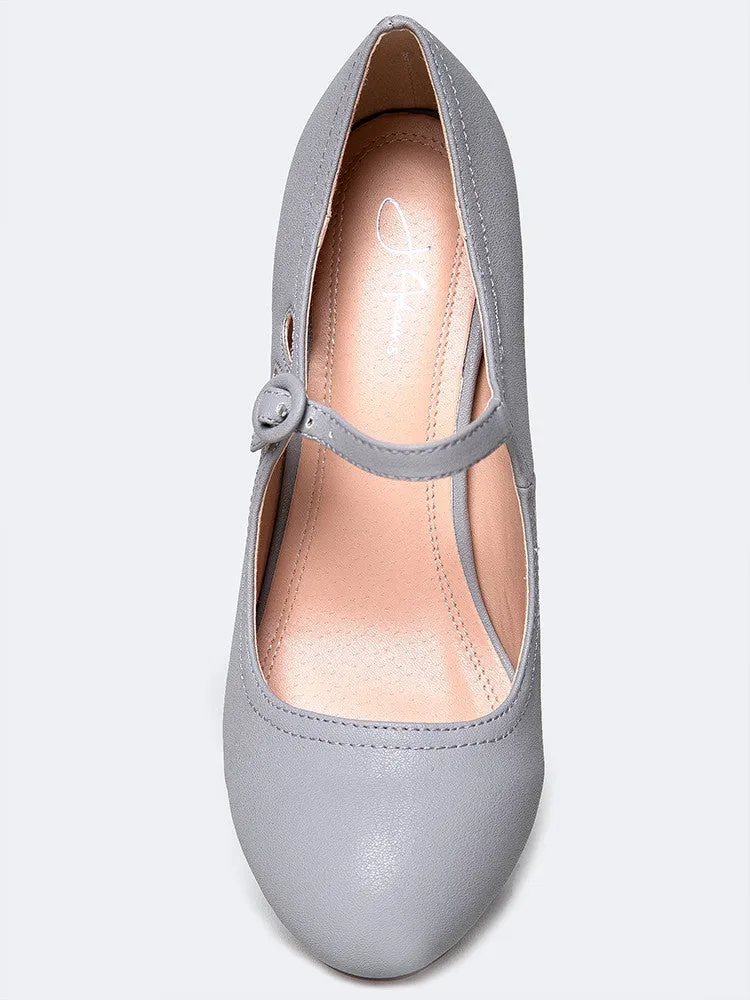 Retro Mary Jane Pumps