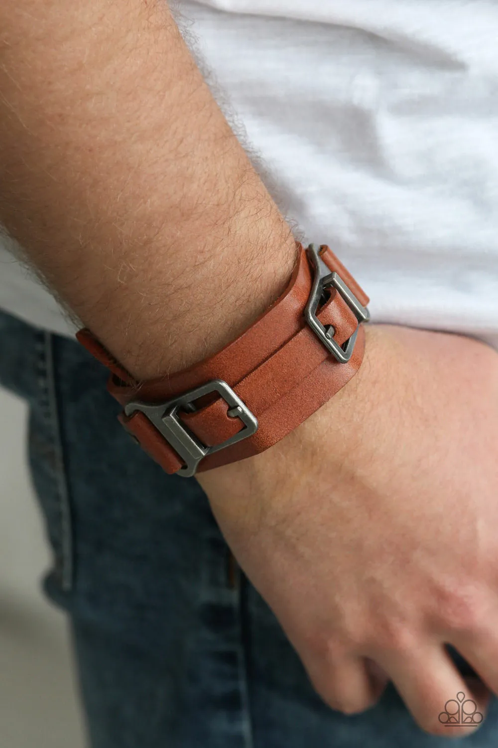 Scout It Out Brown-Urban Bracelet