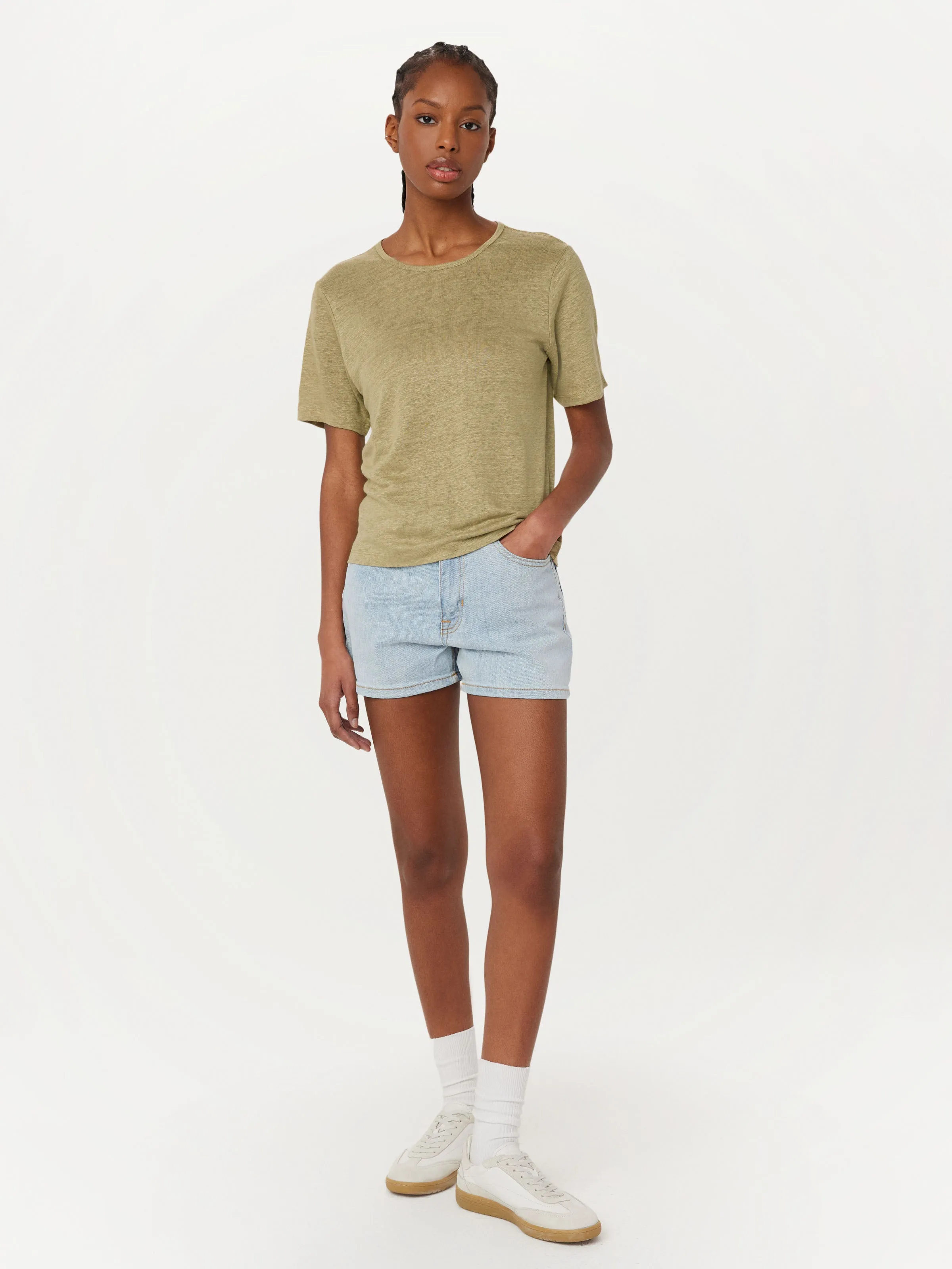 The Fluid Linen T-Shirt in Green Beige