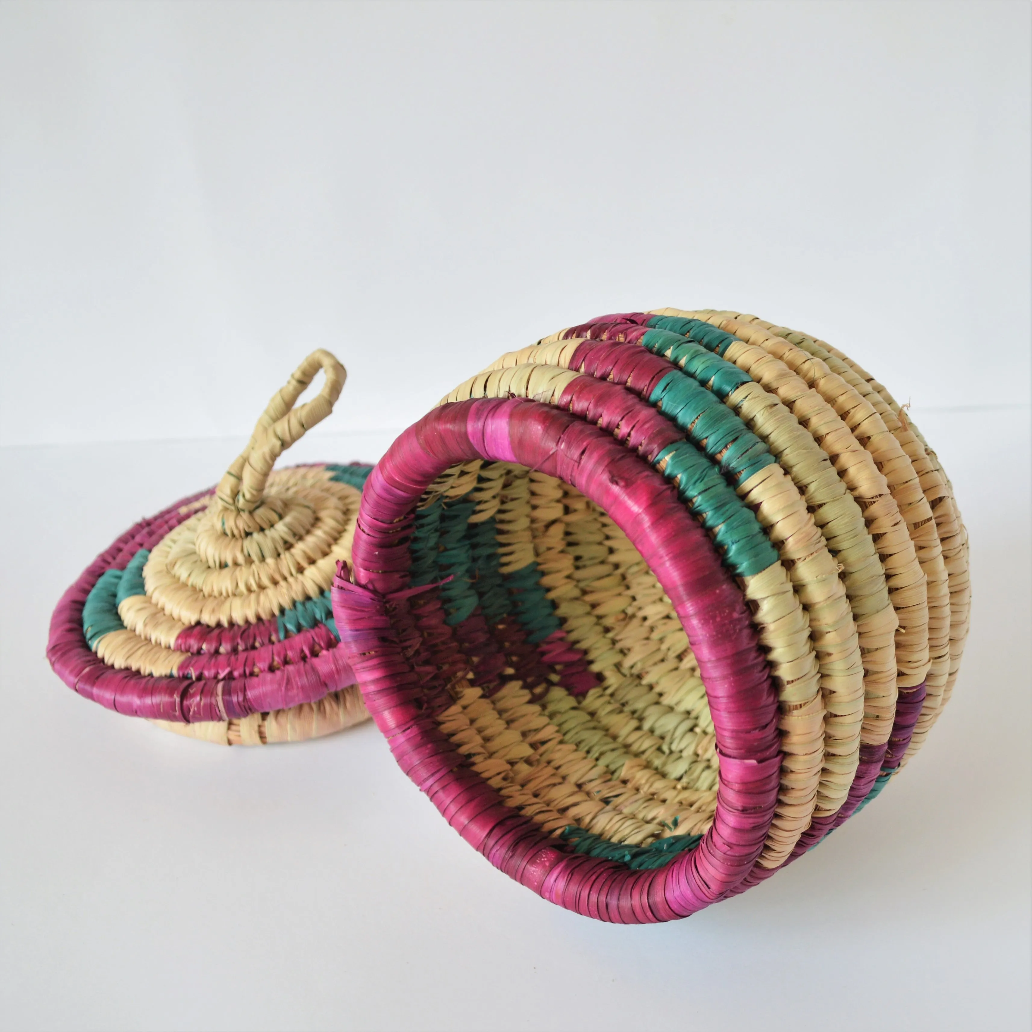 Vintage coiled basket with lid, Rustic, Bohemian